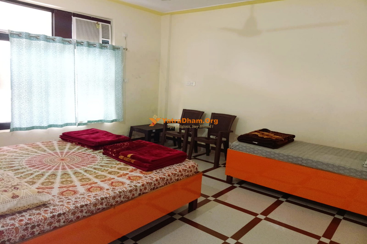 Shree Ram Sakha Ashram Haridwar 3 Bed Room