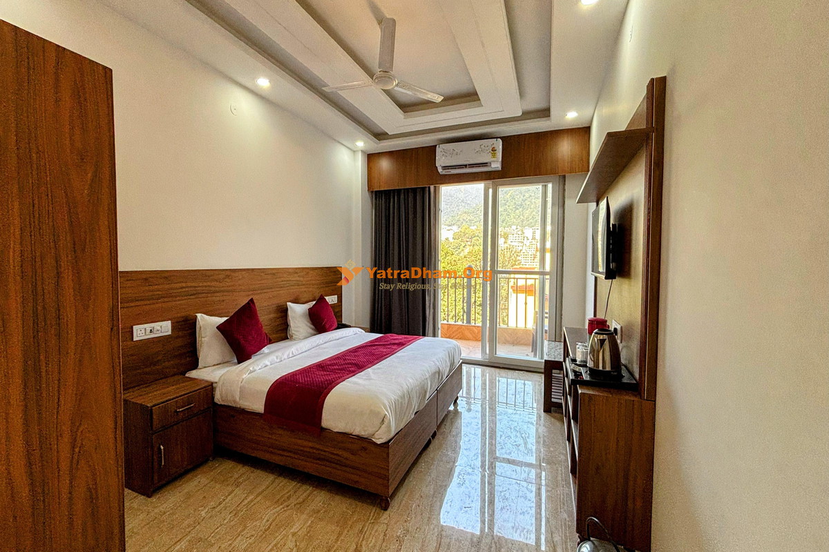 The Garhwal Vatika Rishikesh 2 Bed Room