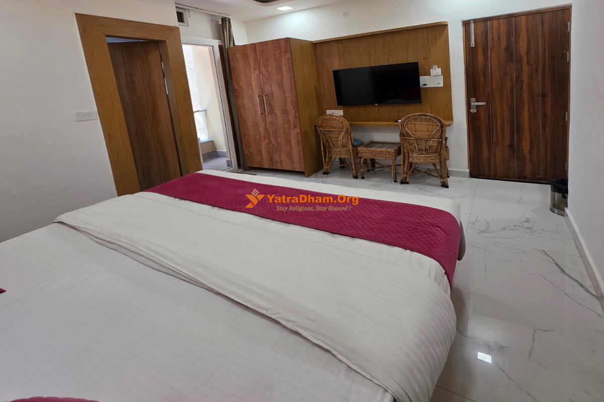 Hotel Maayaa Inn -Rishikesh 2 Bed Room View