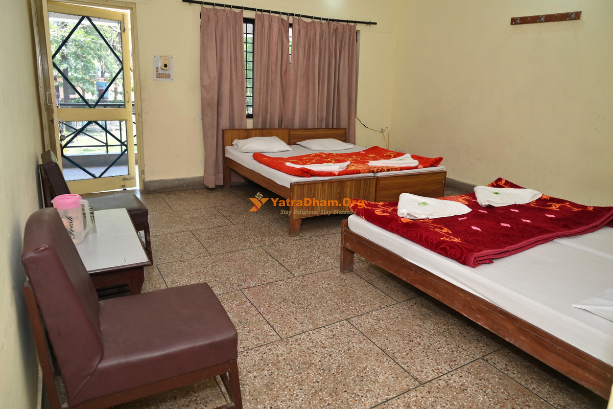 Rishilok Guest House (GMVN) Rishikesh 4 Bed Family Room