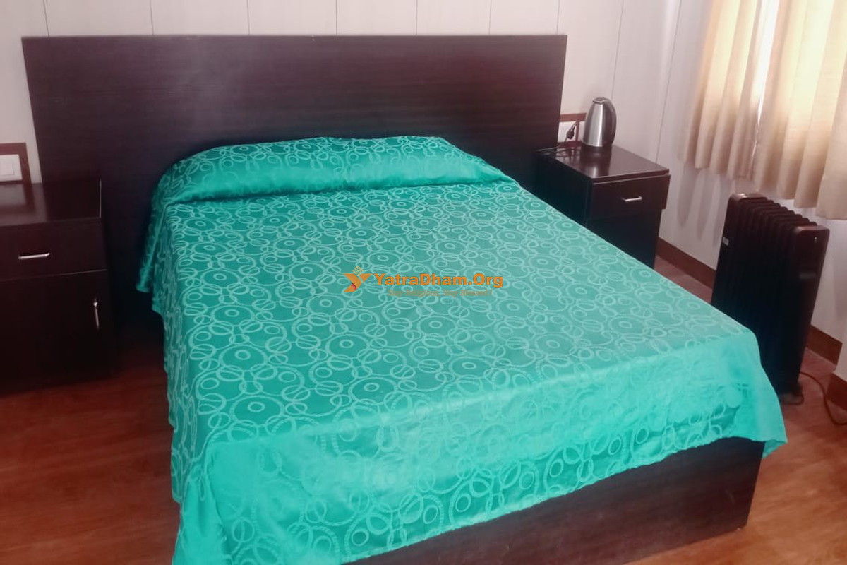 Ski Resort (GMVN) Auli 2 Bed Room View