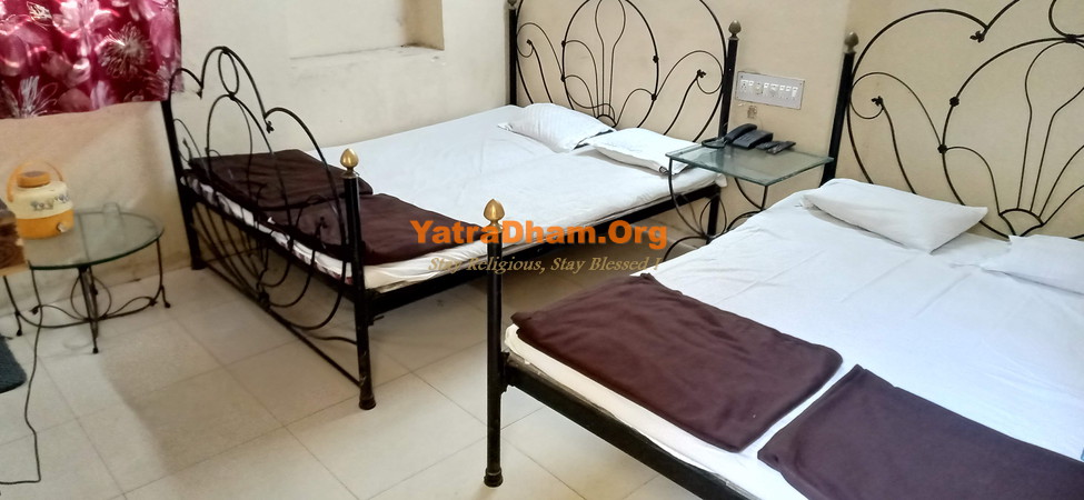 Agrawal Bhava Guest House Vadodara Room