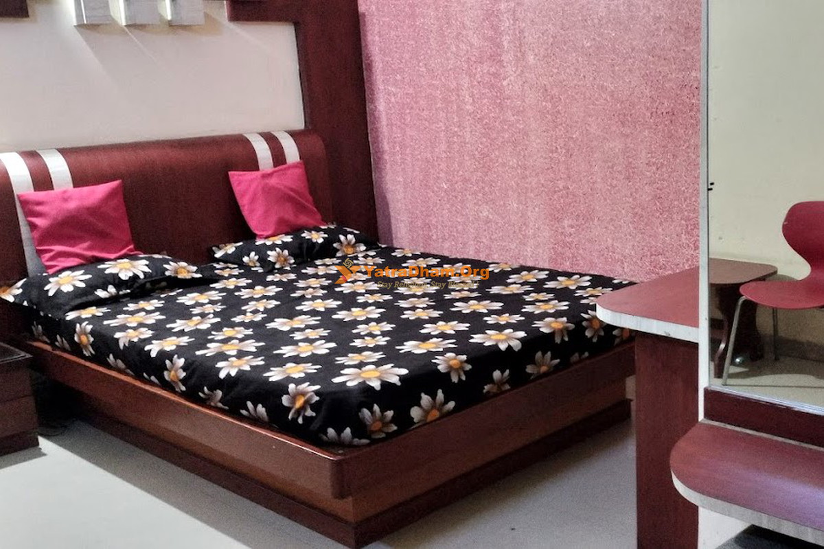 Shree Jagannath Lodge Jagannath Puri 2 Bed Room