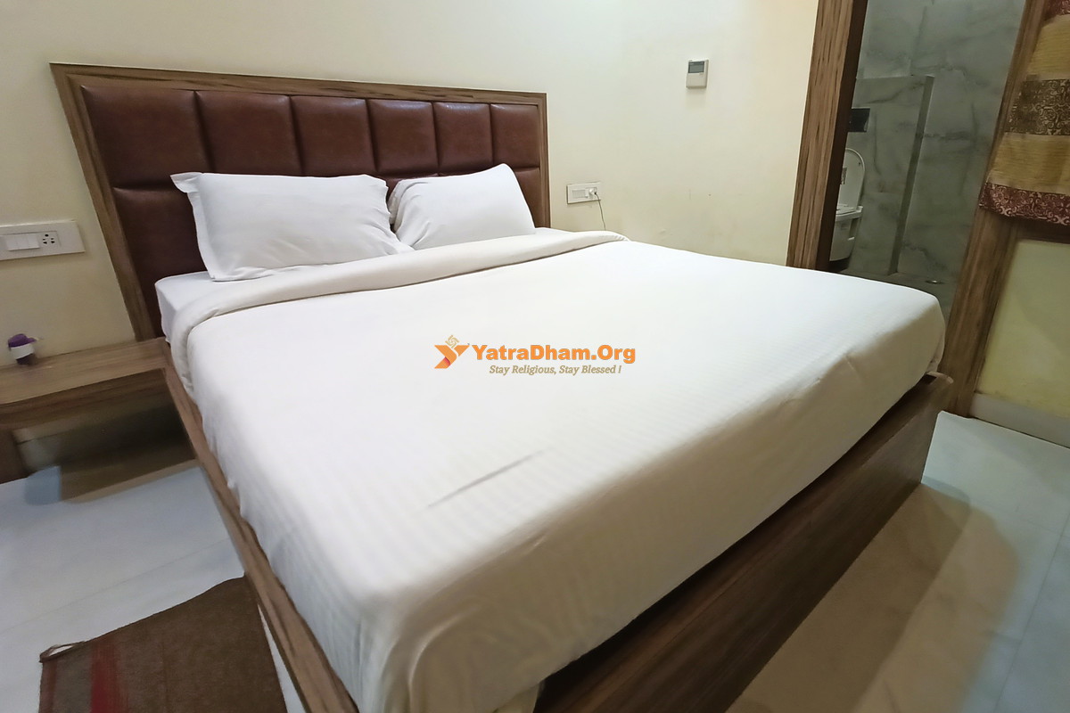Hotel Nandini Palace Varanasi 2 Bed Room