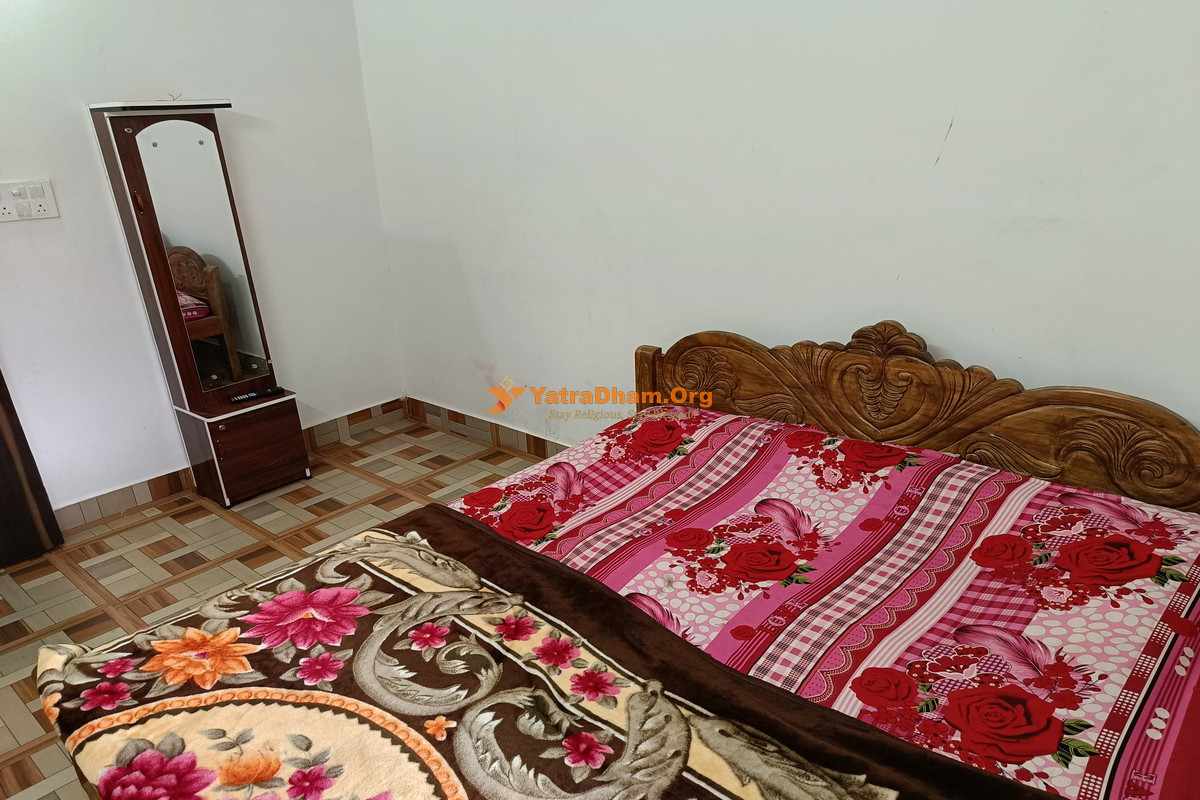 Deoghar Shivram Palace 2 Bed Room View