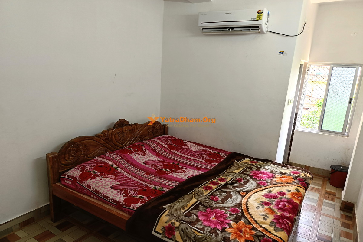 Deoghar Shivram Palace 2 Bed Room View