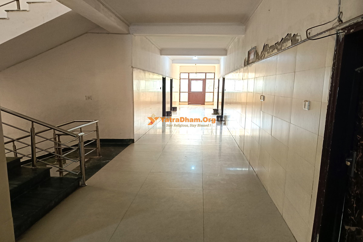 Lala Tarachand Bansal Seva Sadan Vrindavan Lobby