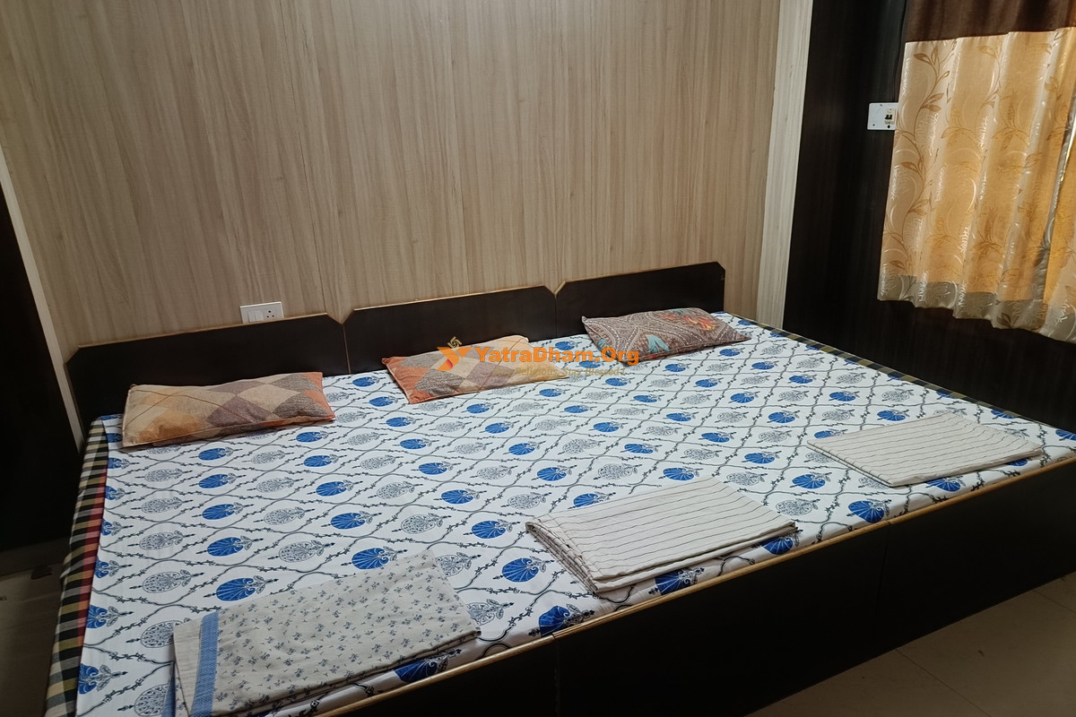 Lala Tarachand Bansal Seva Sadan Vrindavan 3 Bed Room