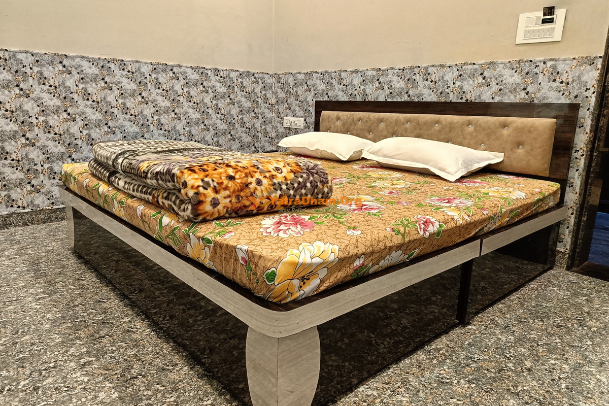 Mohani Palace Khatu Room