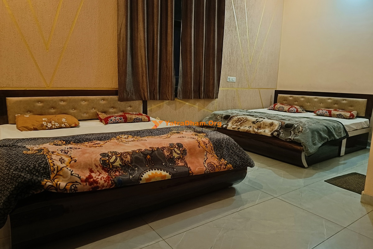 Hotel Rameshwaram Palace Khatu 4 Bed Room