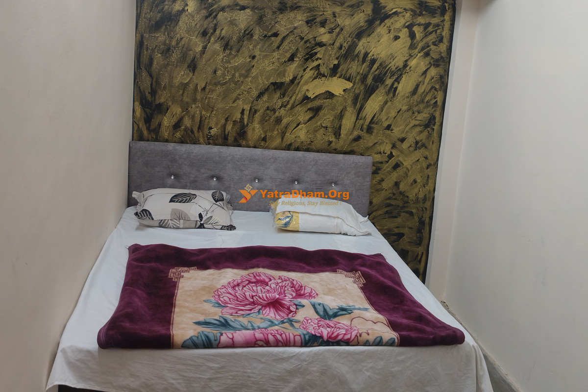 Shri Jaat Dharamshala Ujjain 2 Bed Room