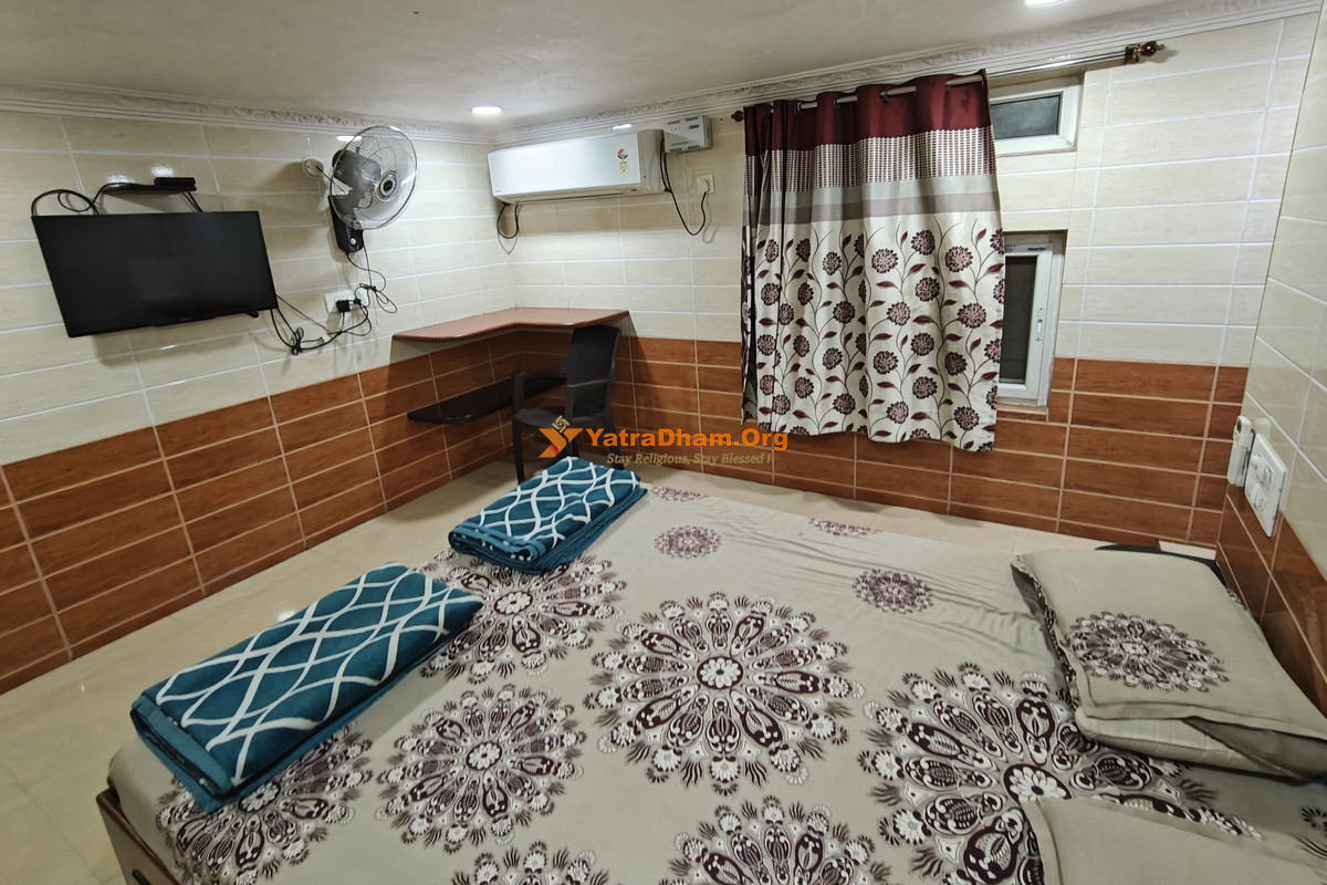 Lodge Tridhama Mantralayam 2 Bed Room