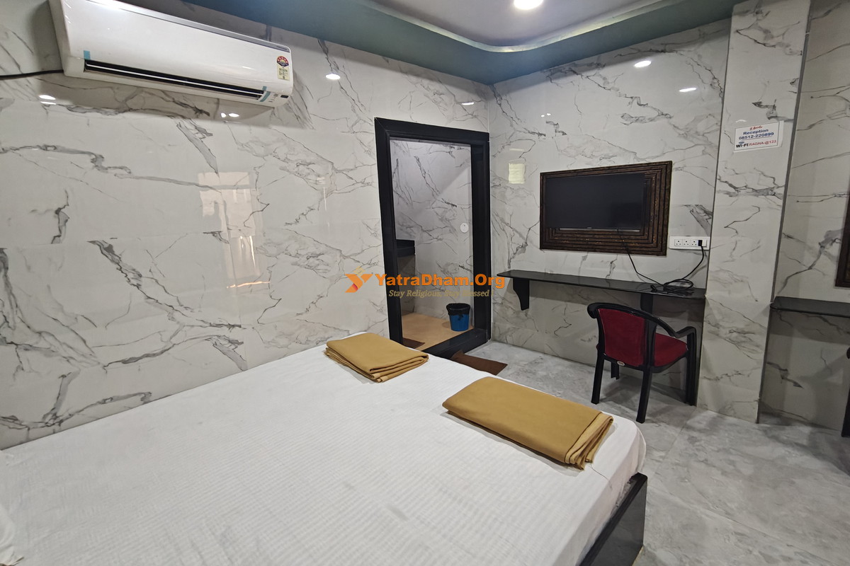 Ragha Deepa Deluxe Mantralayam 2 Bed Room