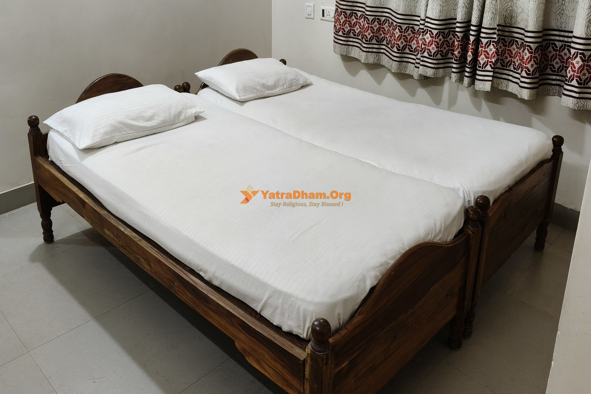 Nitaai Gaudiya Math Puri 2 Bed Room View