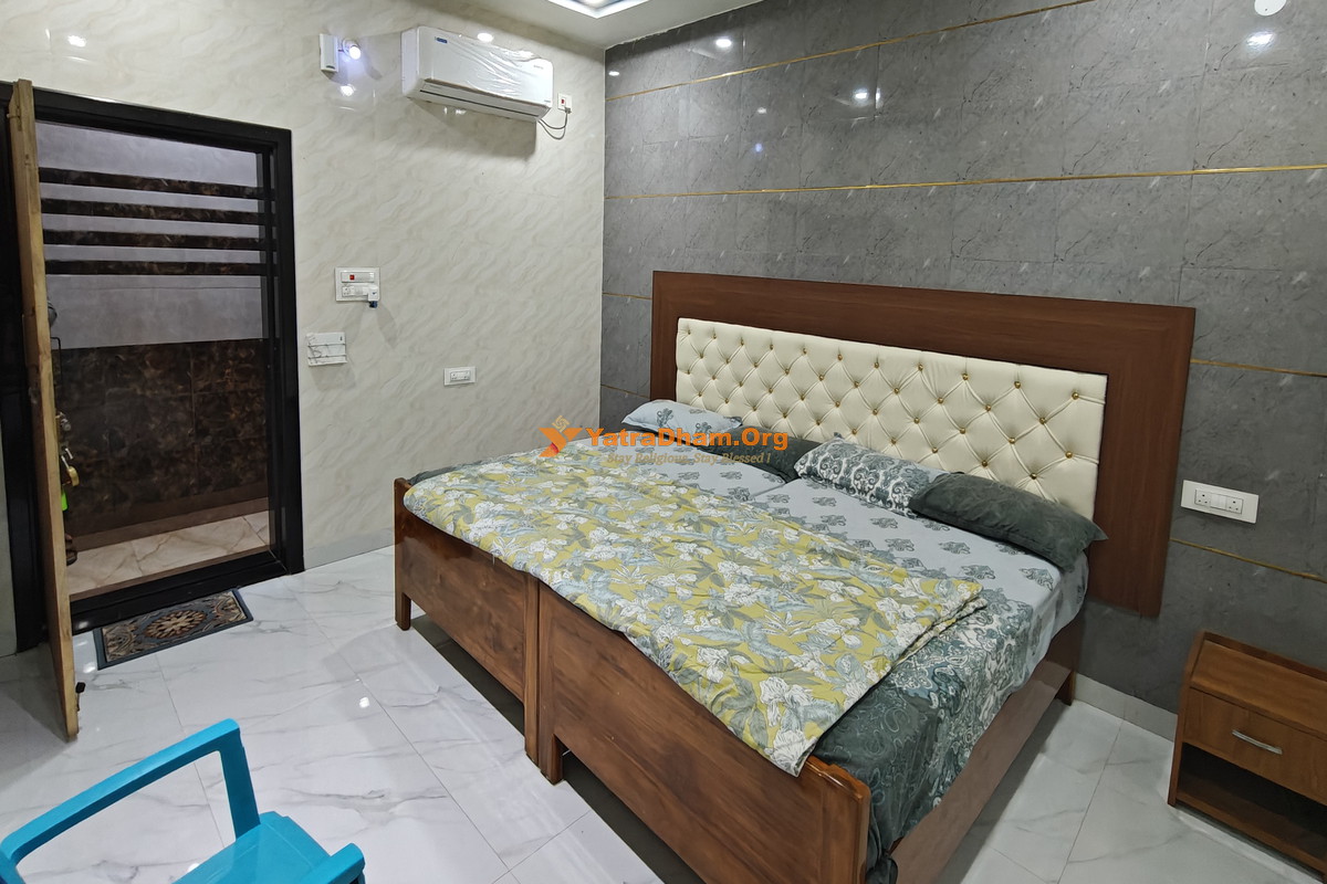 Nandi Reddy Rooms Mahanandi 4 Bed Room
