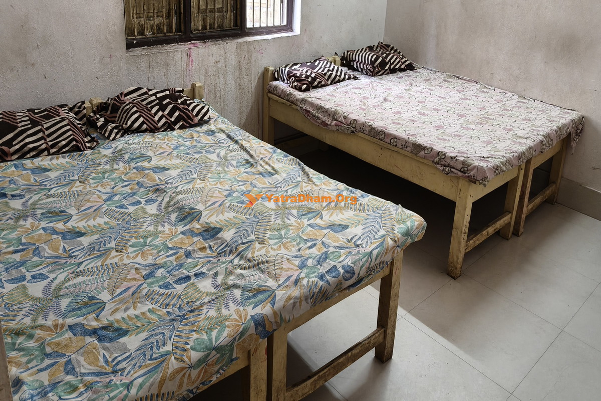 Doodwawala Dharamshala Jagannath Puri 4 Bed Room View