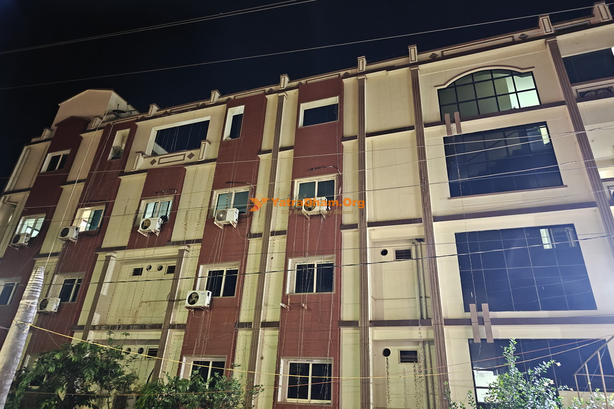 Sri Dwarkanath Function Hall Dwaraka Tirumala Building