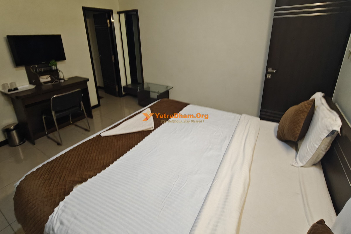 Sri Jupudy Residency Rajahmundry 2 Bed AC Room