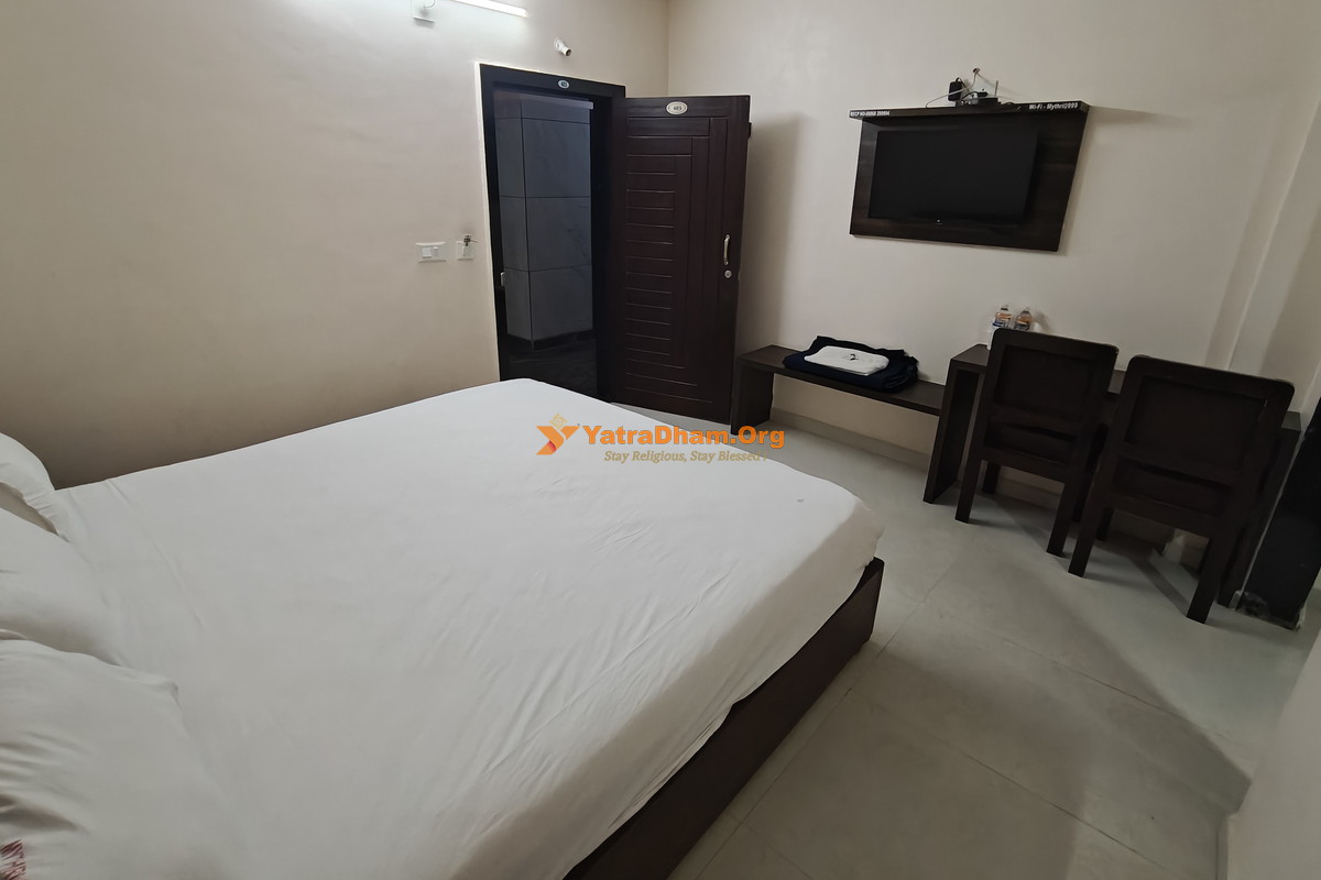 Mythri Residency Annavaram 2 Bed Room