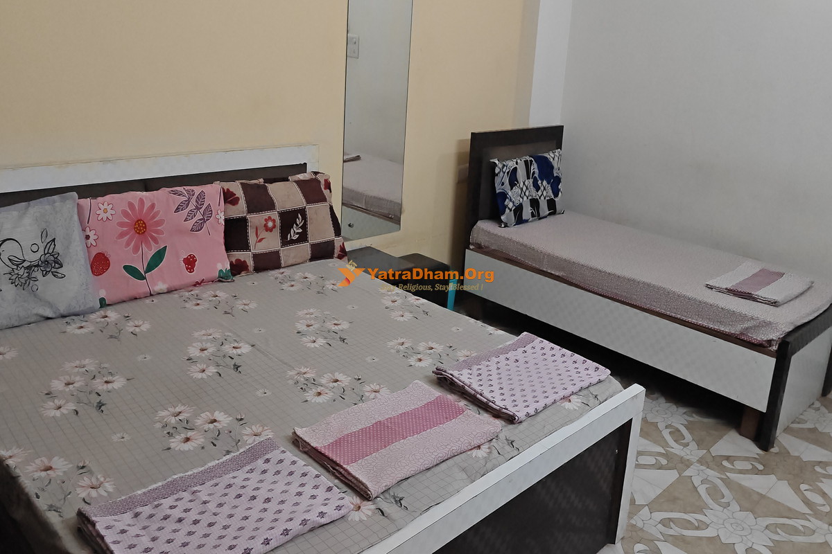 Shri Sidh Baba Kashigiri Ji Maharaj Dham Haridwar 3 Bed Room View