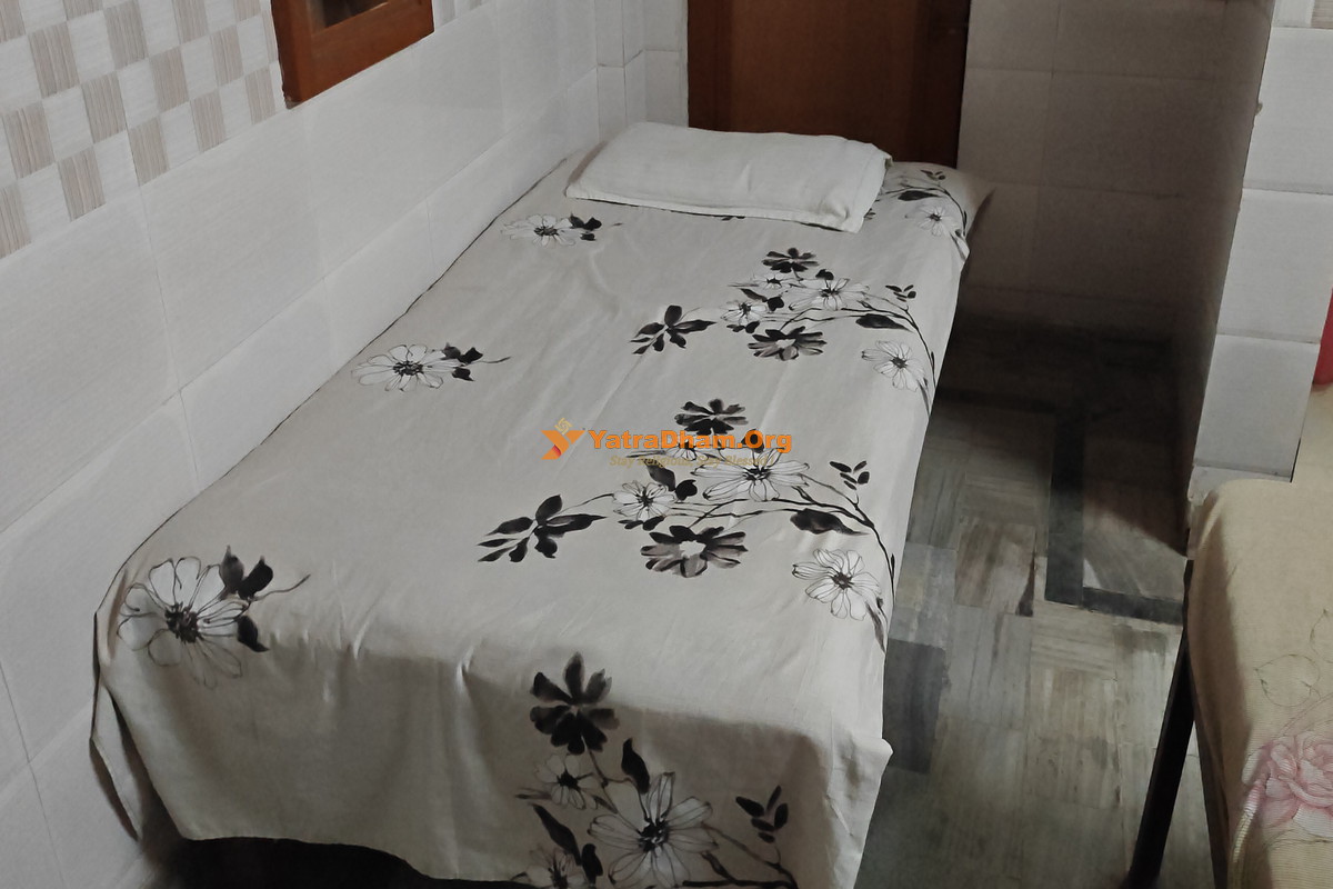 Shri Ganesh Bhawalpur Dharamshala Haridwar 3 Bed Room View