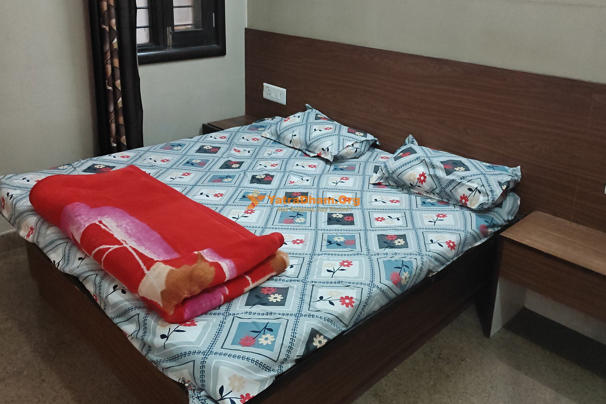 Anubhavi Ashram Haridwar 3 Bed Room View