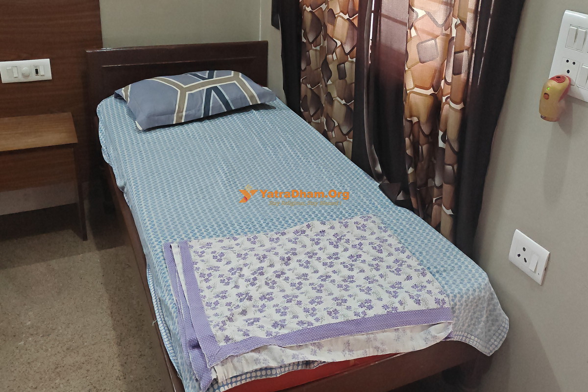 Anubhavi Ashram Haridwar 3 Bed Room View