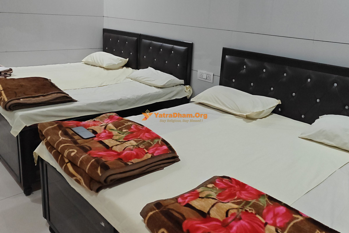 Shri Swaminarayan Bhagwatdham Ashram Haridwar 4 Bed Room View
