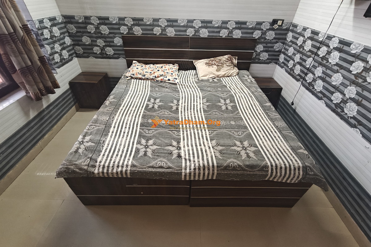 Gurjar Dharamshala Kurukshetra 2 Bed Room View