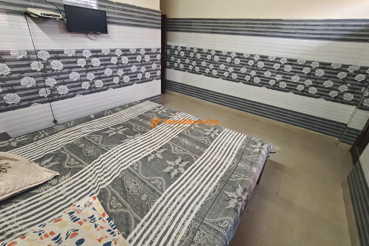 Gurjar Dharamshala Kurukshetra 2 Bed Room View