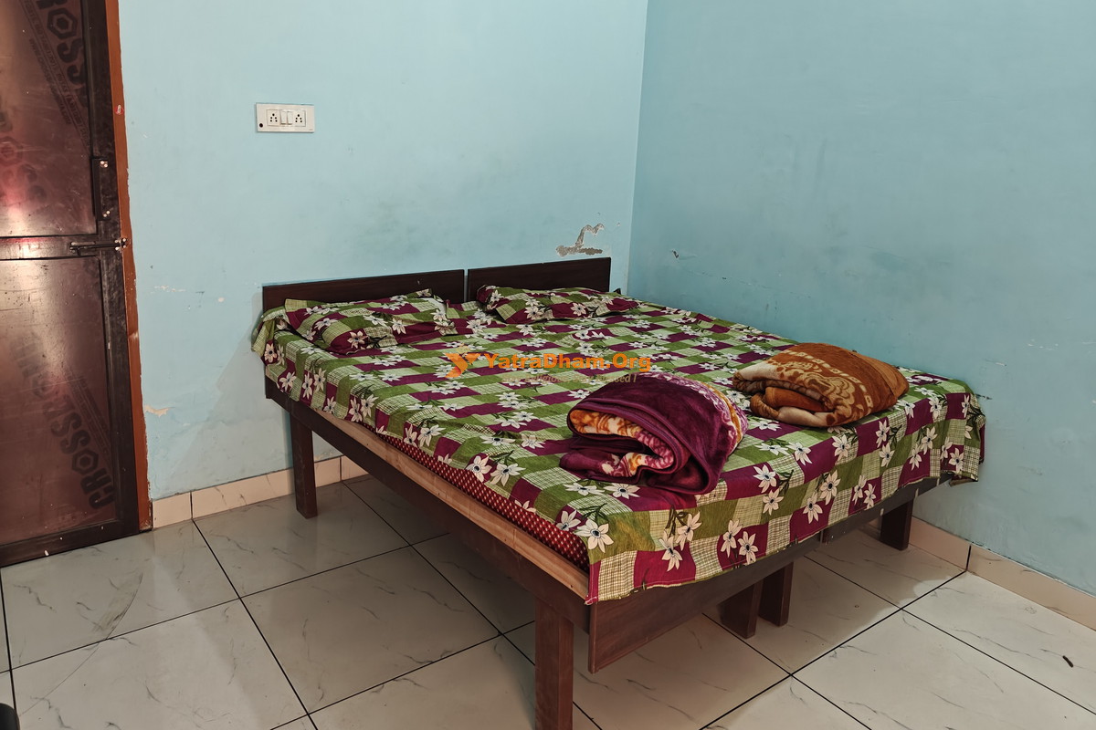 Akhil Bhartiya Saraswat Brahmin Dharamshala - Kurukshetra 2 Bed Room View