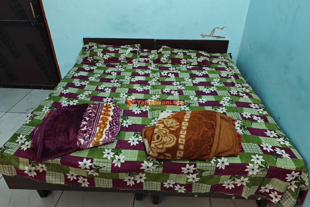 Akhil Bhartiya Saraswat Brahmin Dharamshala - Kurukshetra 2 Bed Room View