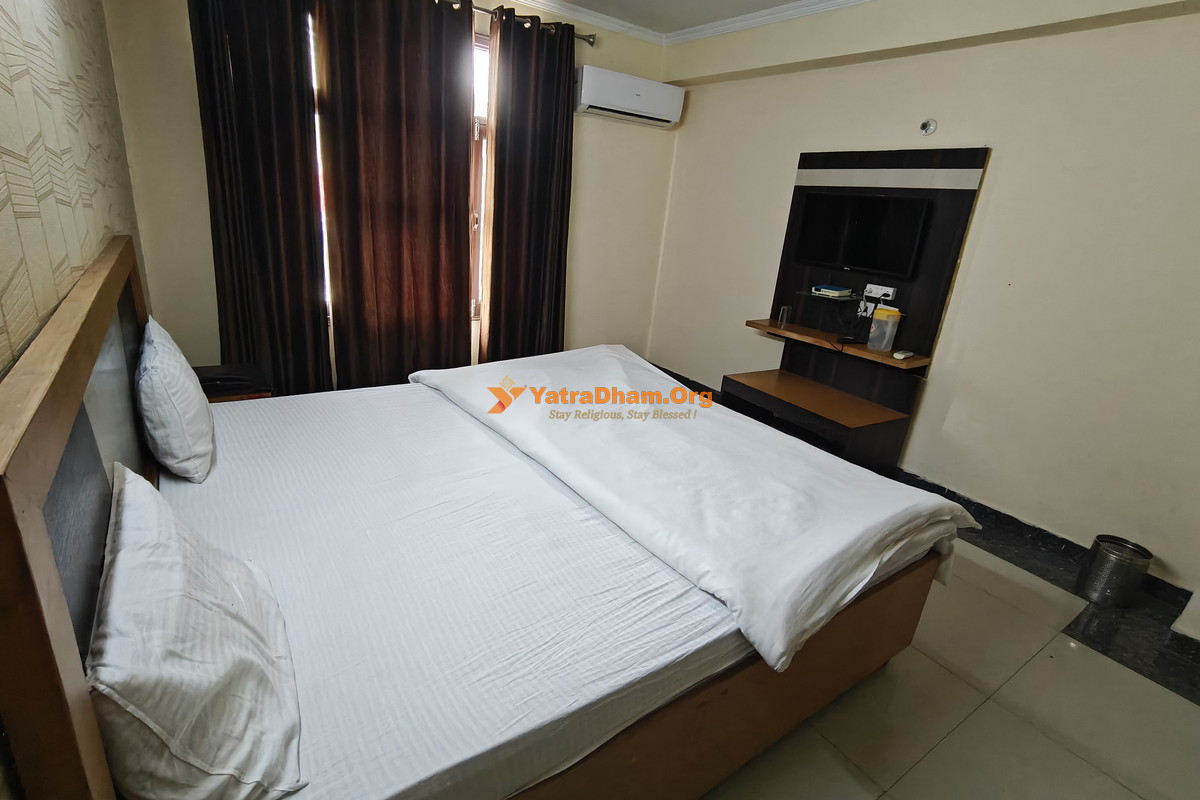 Laxmi Narayan Dharamshala Chandigarh 2 Bed Room View