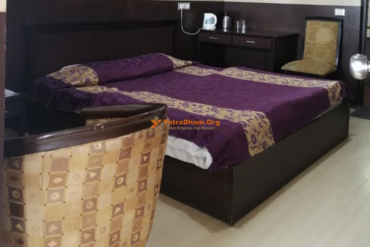 Ski Resort (GMVN) Auli 2 Bed Room View