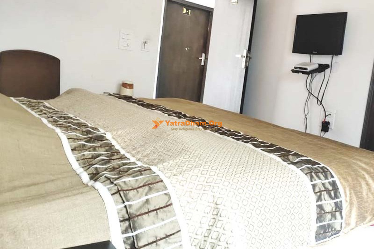 Karna Tourist Complex (GMVN) - Karnaprayag 2 Bed Deluxe Room View