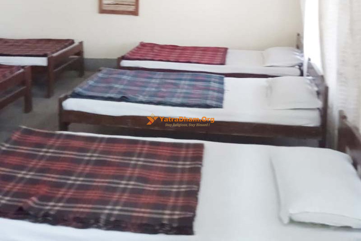 Alaknanda Tourist Complex (GMVN) Srinagar Dormitory Hall View