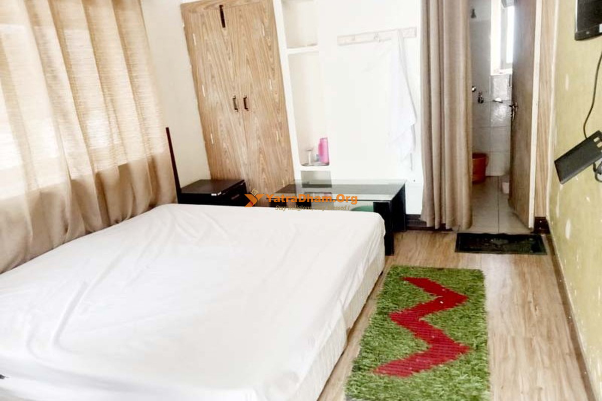 Tourist Rest House (GMVN) - Jankichatti 2 Bed Deluxe Room View
