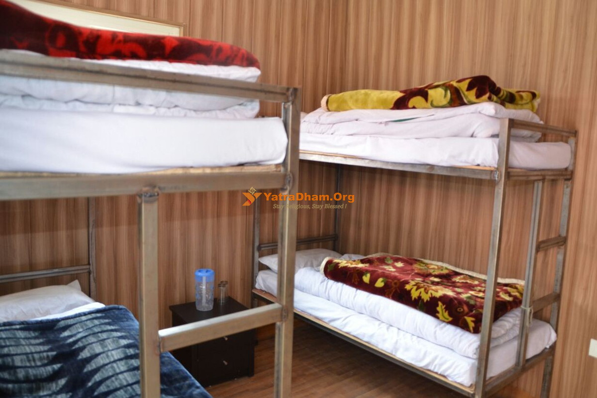 Swargarohini Cottage Kedarnath Bunk Bed Dormitory Hall