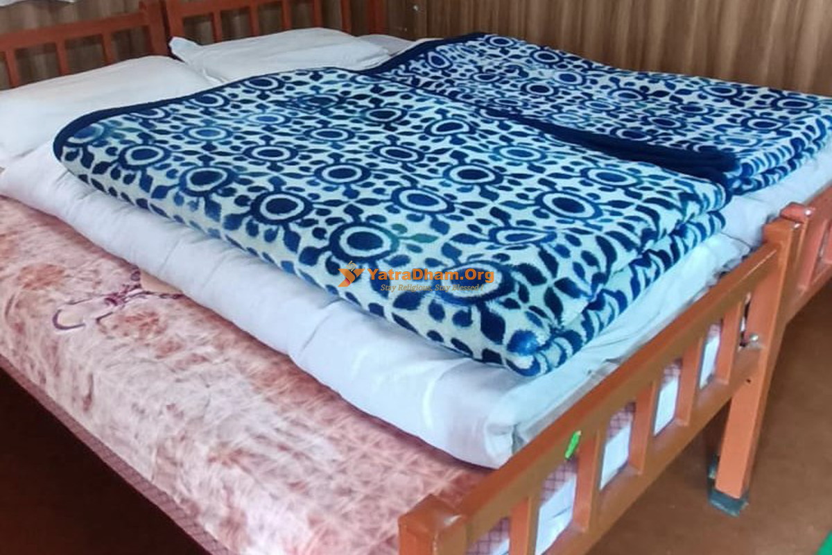 Swargarohini Cottage Kedarnath Room
