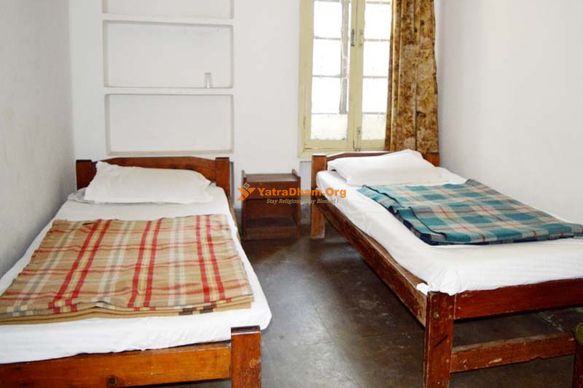 Rishilok Guest House (GMVN) Rishikesh 2 Bed Room