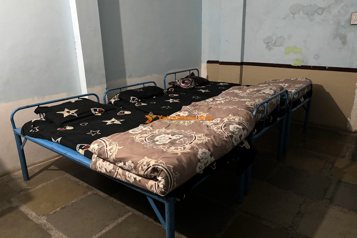Shri Gujarati Mahamandal Atithi Gruh Ajmer Room View