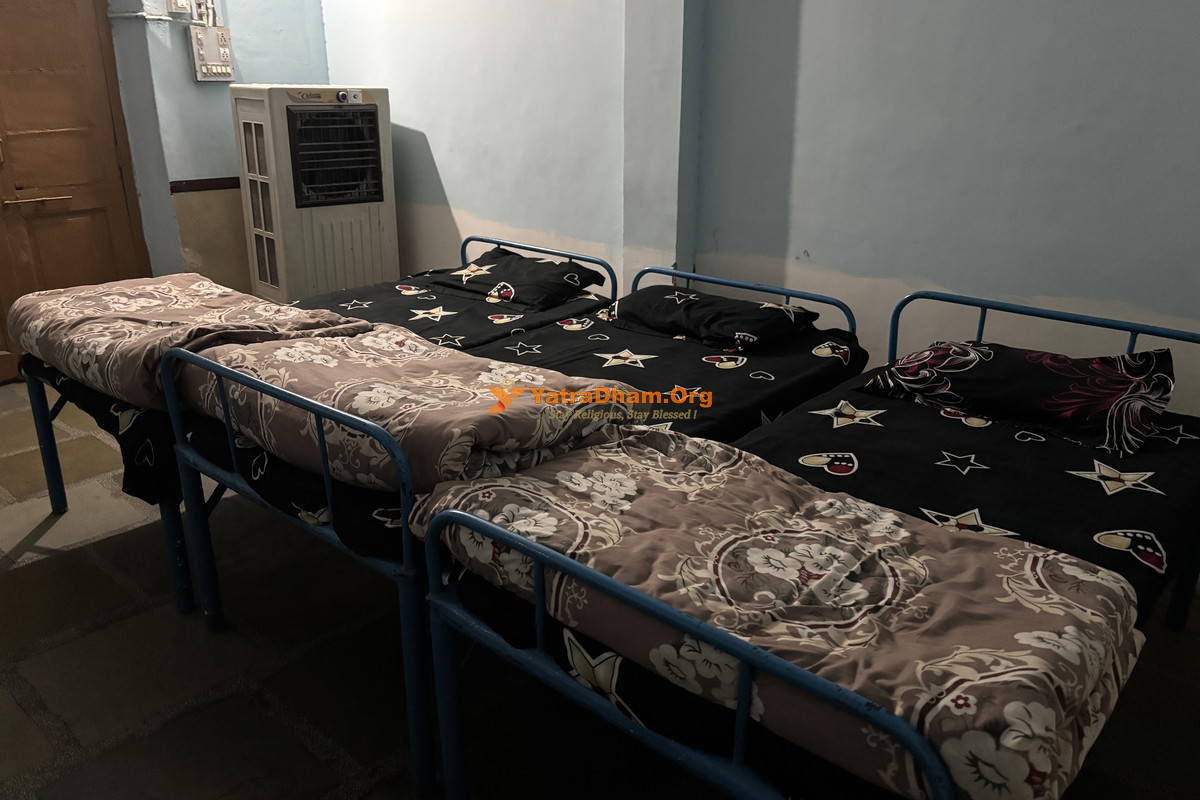 Shri Gujarati Mahamandal Atithi Gruh Ajmer Room View