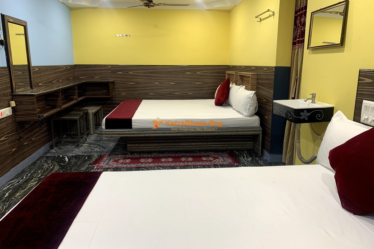 Hotel Vasanth Villa Kanchipuram Room View