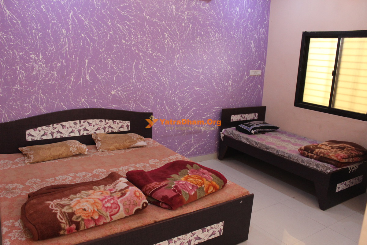 Anjana Samaj Dharamshala Ujjain 3 Bed Room