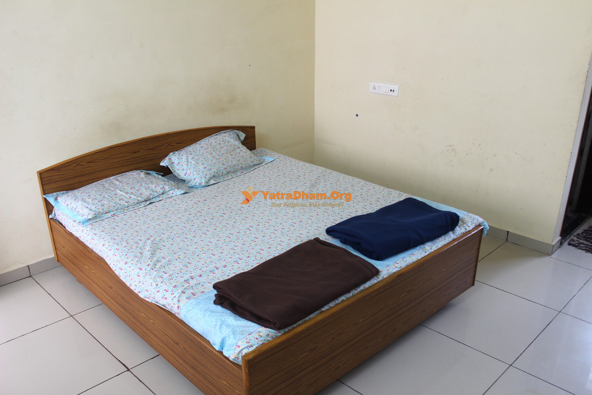 Shree Khatri Samaj Dharamshala Becharaji 2 Bed Room