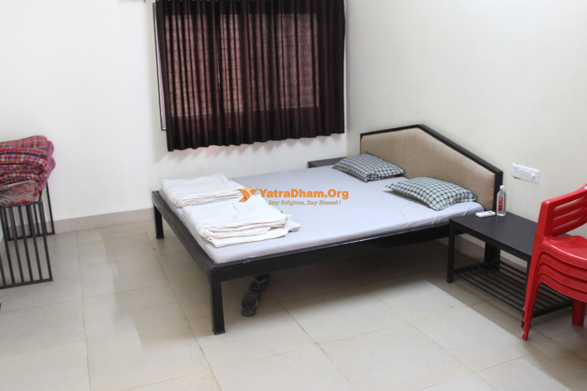 Shri Balmukund Ashram Jhalariya Math (Near Mahakaleshwar Temple) Ujjain Room View