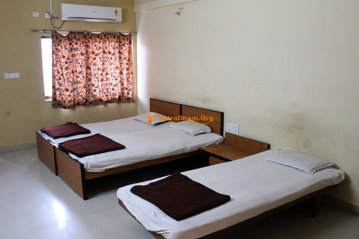 Shree Ganesh Bhuvan Ambaji 3 Bed Room