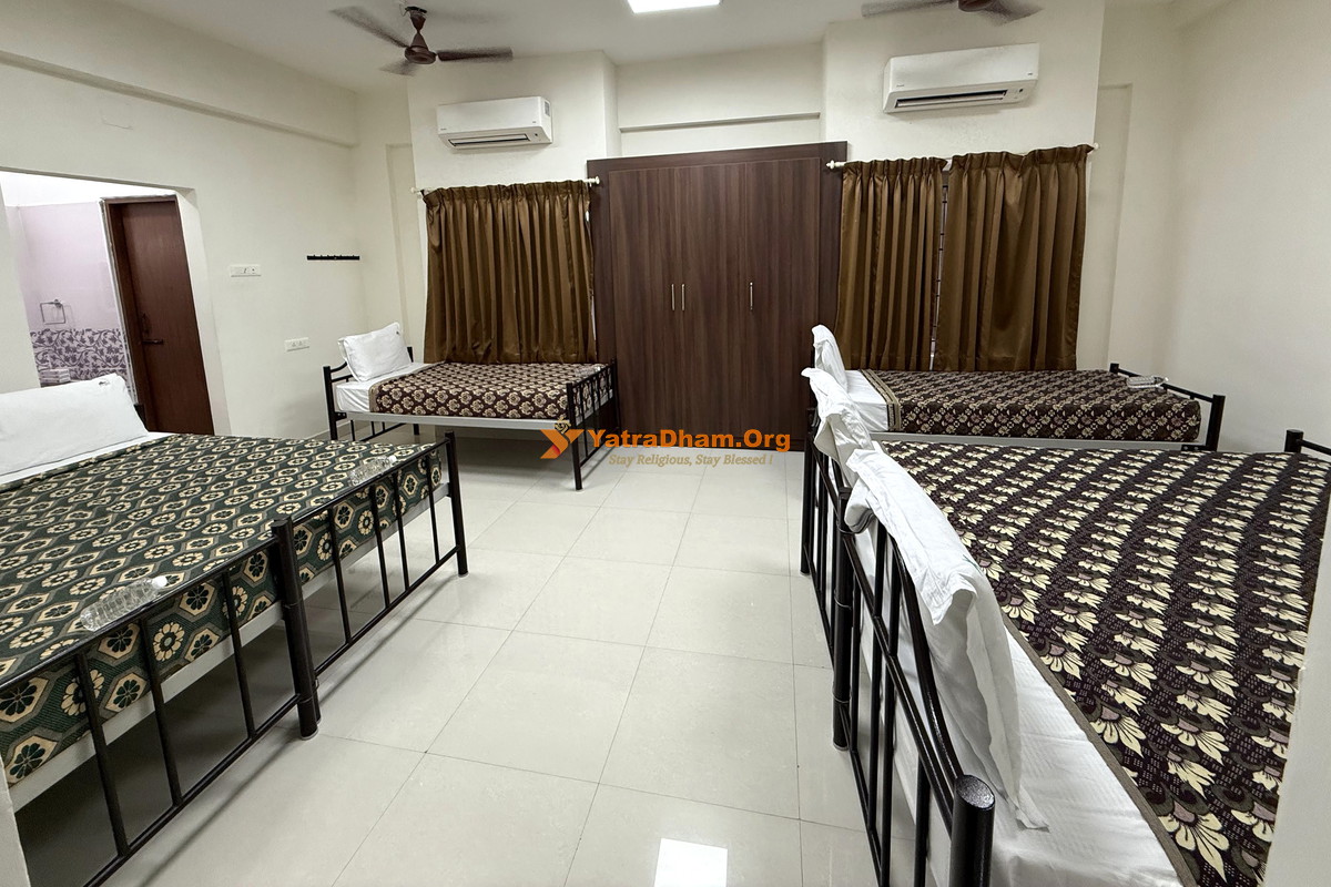 Hotel Aalayam Tiruvannamalai 6 Bed Room