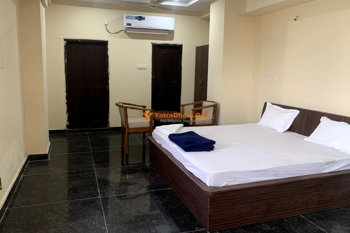 Munnuru Kapu Bhavan Yadagirigutta 4 Bed Room View