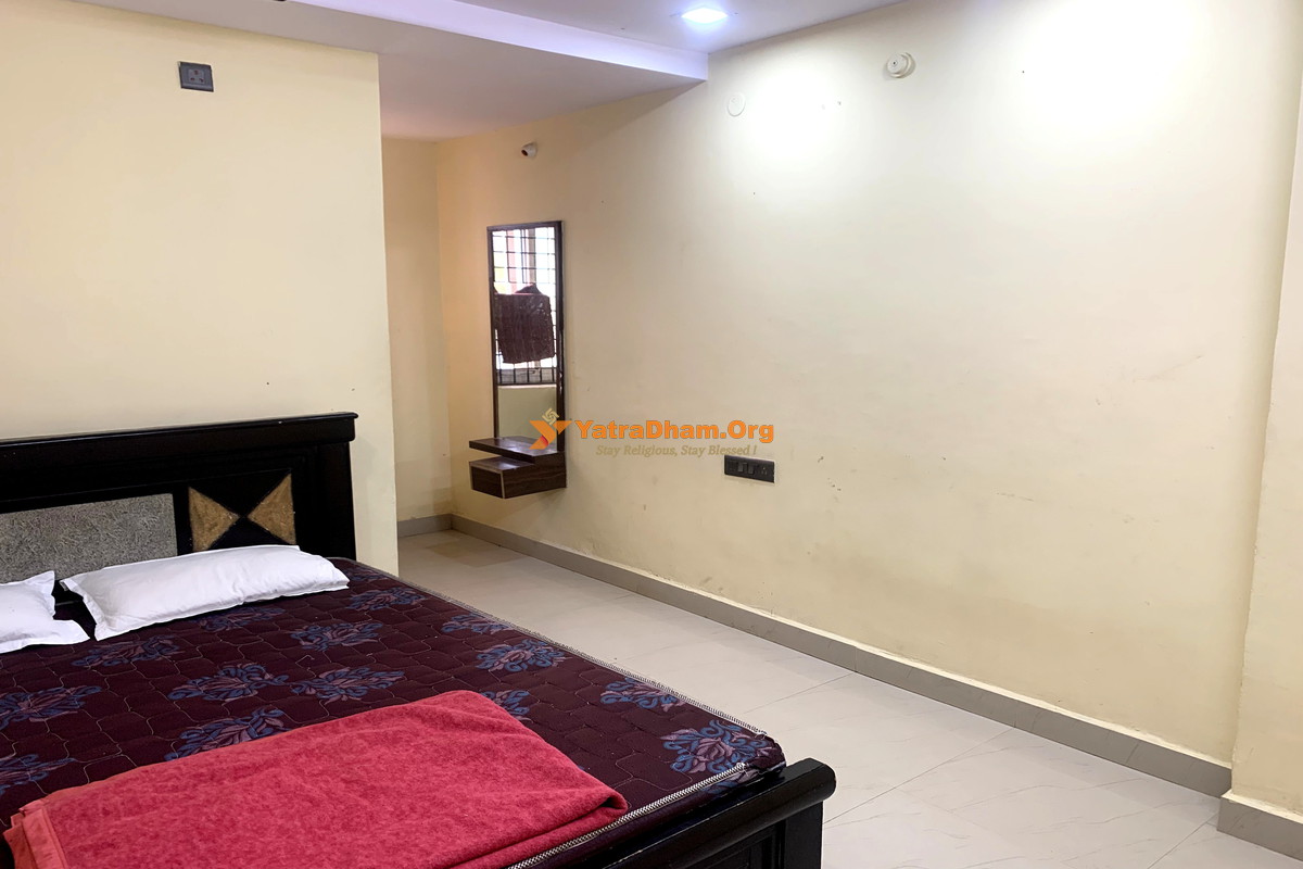 Yadadri Goud Bhavan - Yadagirigutta Room View
